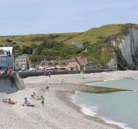 La Charetterie Hébergement de vacances Canouville