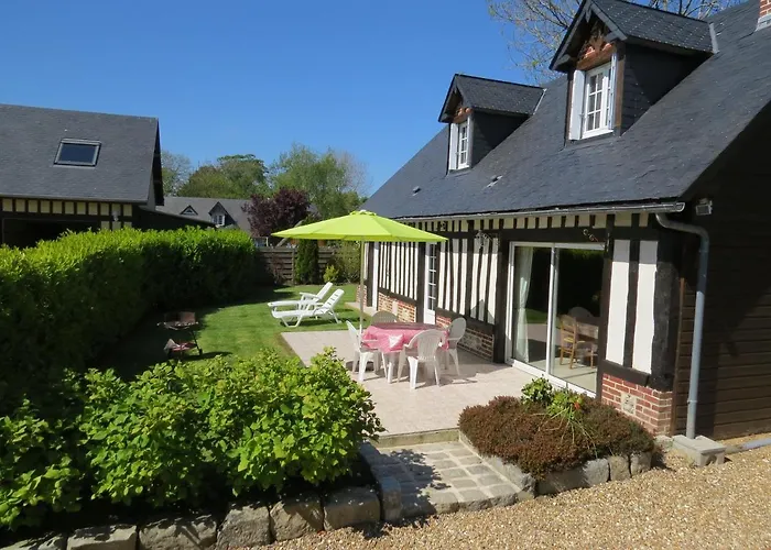 Holiday home La Charetterie *